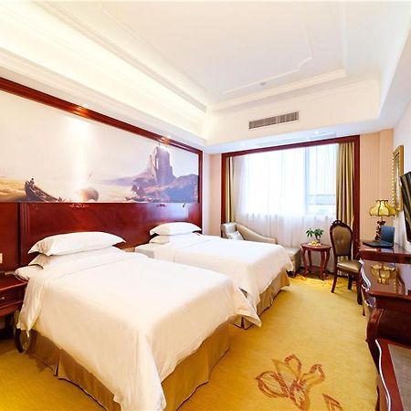 Vienna International Hotel Shanghai International Tourism And Resorts Zone Ngoại thất bức ảnh